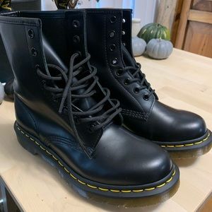 Dr. Martens 1940 boots